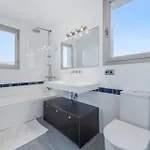 Villa Alfa *