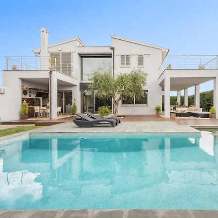 Villa Alfa *